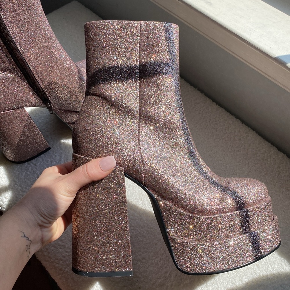 Steve Madden Glitter booties
